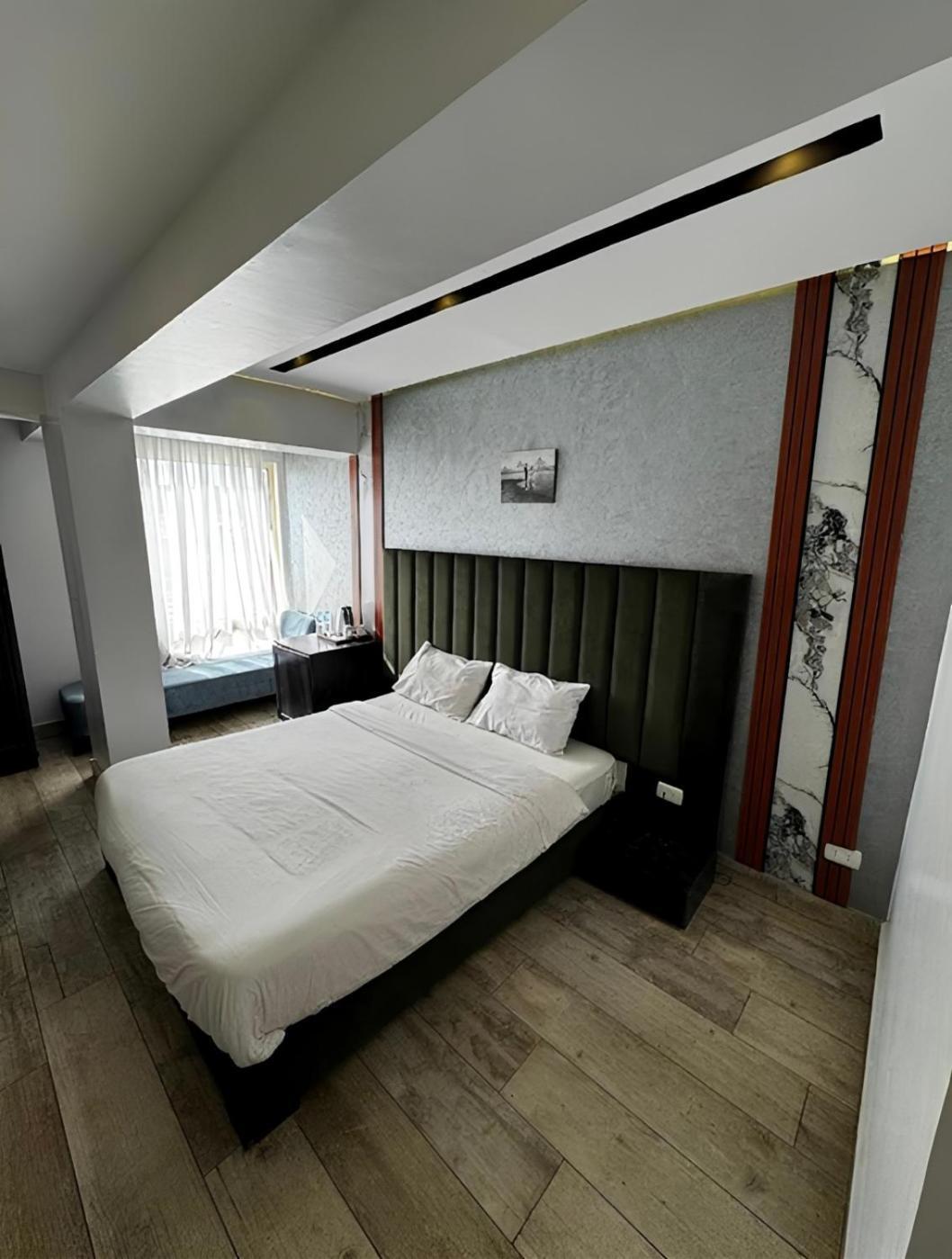 Kafret el-Gabal Middle East Pyramids Hotel מראה חיצוני תמונה